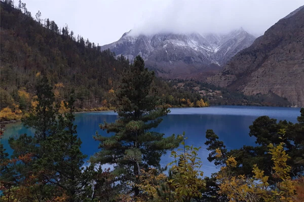 Se-phoksundo lake