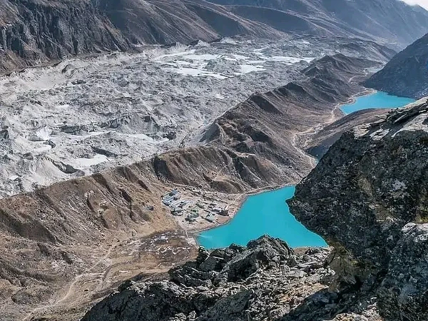 Mount Gokyo Lake