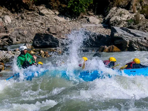 Rafting in bhotekoshi
